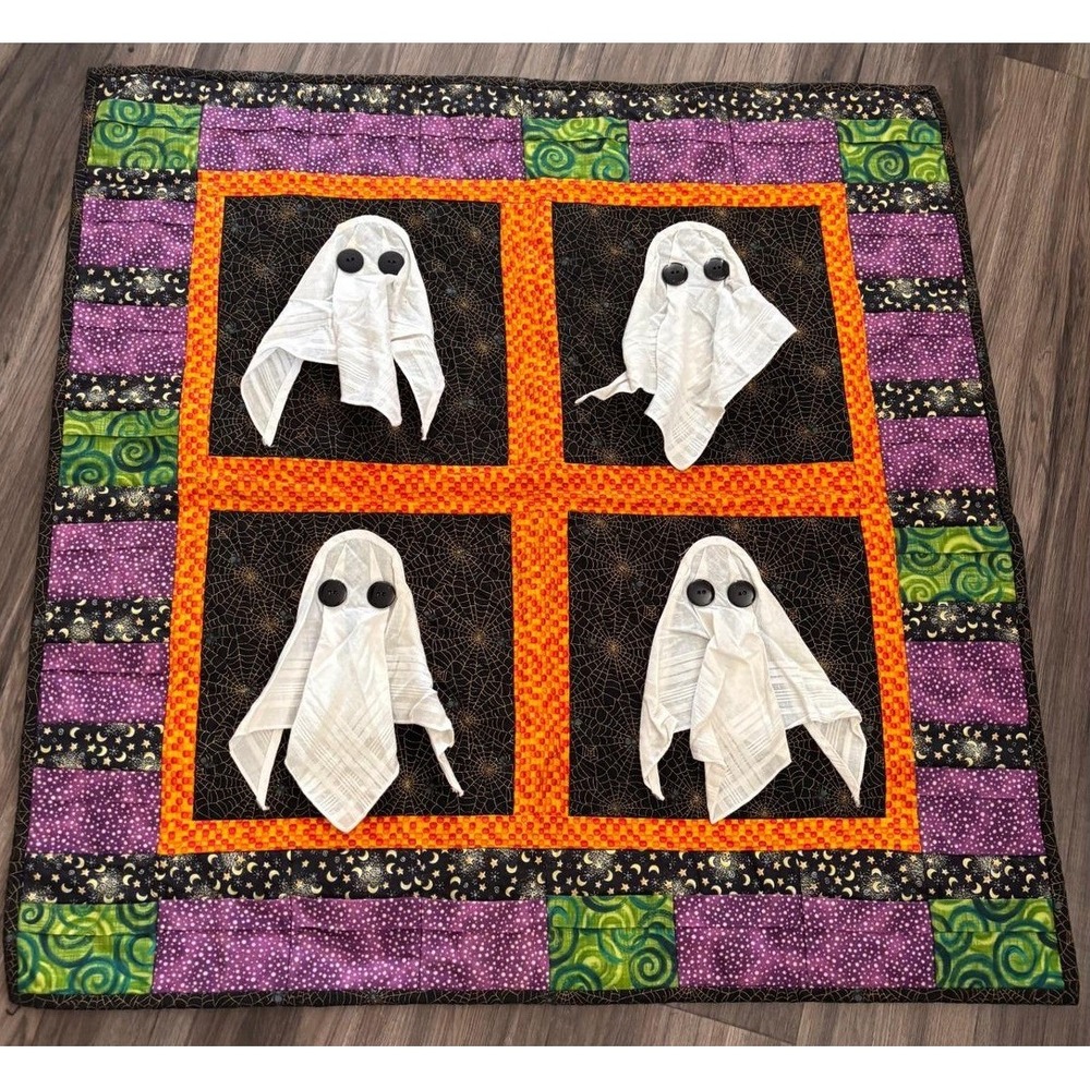 Halloween Ghost Handmade Wall Hanging Quilt 3D Applique Celestial Purple Vintage